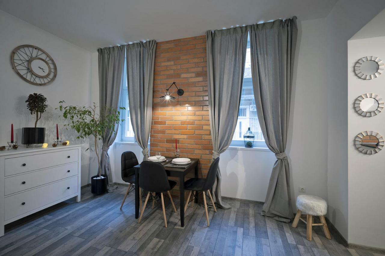 Standard Apartment By Hi5 -Akacfa 57 Budapest Ngoại thất bức ảnh