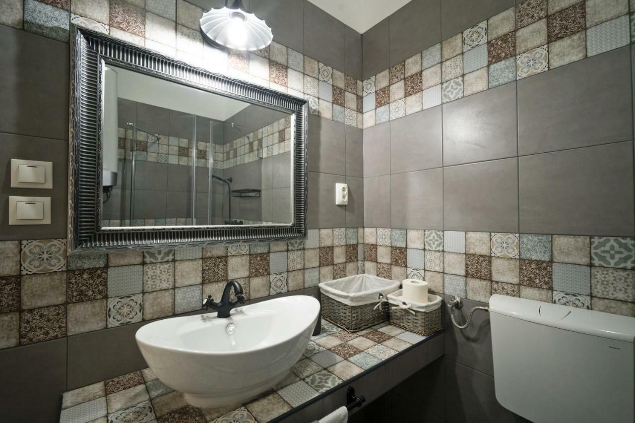 Standard Apartment By Hi5 -Akacfa 57 Budapest Ngoại thất bức ảnh